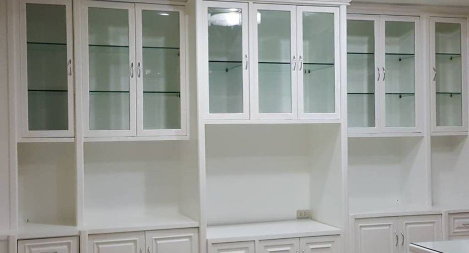 Casa en venta de 5 habitaciones en Lat Phrao, Bangkok