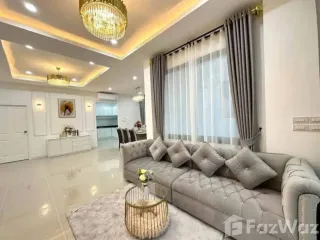 Haus zur Miete mit 3 Zimmer in Bang Lamung, Chonburi