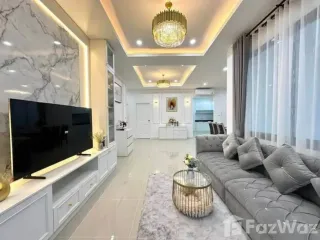 Haus zur Miete mit 3 Zimmer in Bang Lamung, Chonburi