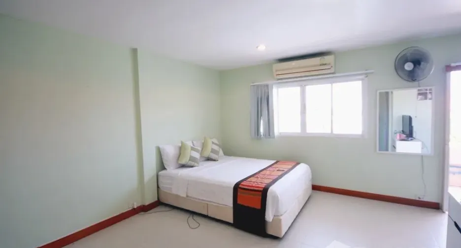 For sale 5 bedrooms townhouse in Hua Hin, Prachuap Khiri Khan