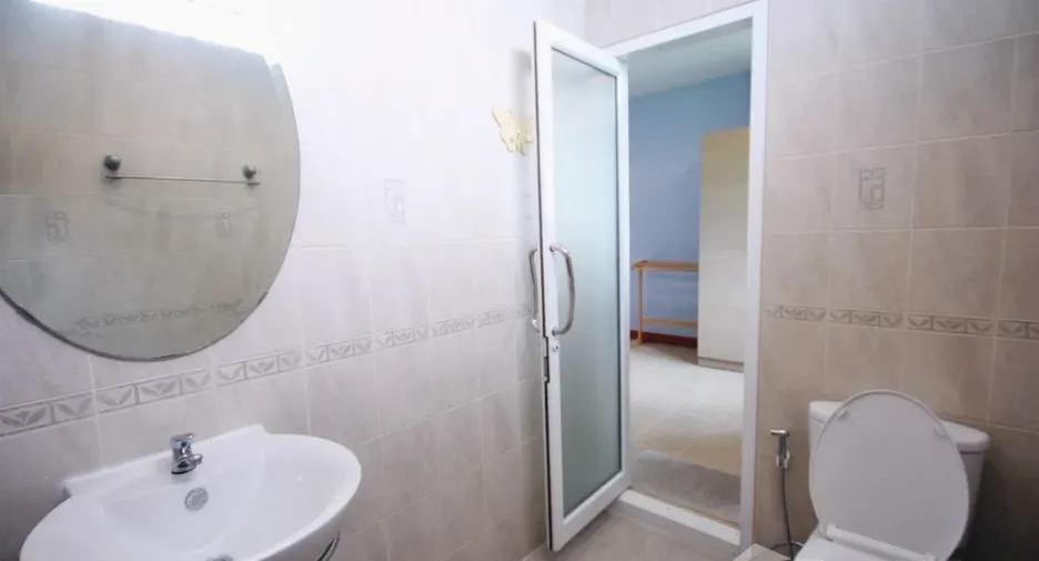 For sale 5 bedrooms townhouse in Hua Hin, Prachuap Khiri Khan
