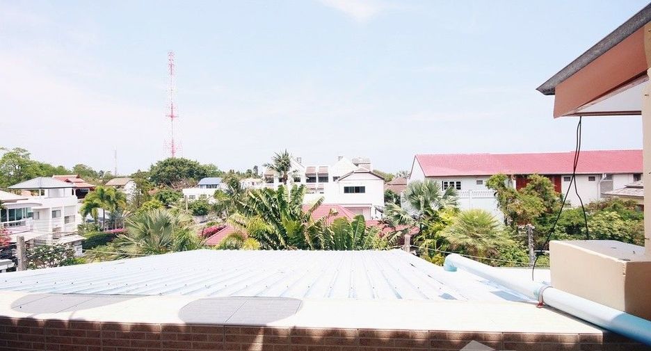 For sale 5 bedrooms townhouse in Hua Hin, Prachuap Khiri Khan