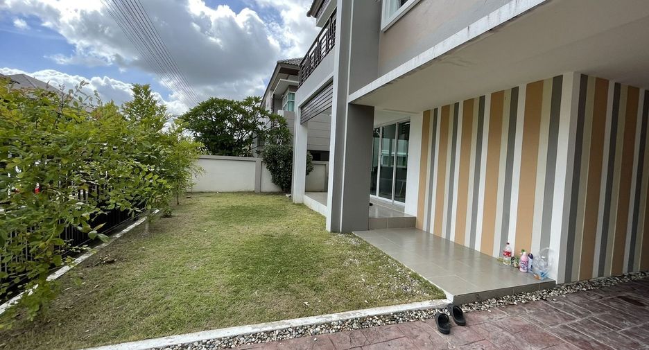 For rent 3 bedrooms house in Si Racha, Chonburi