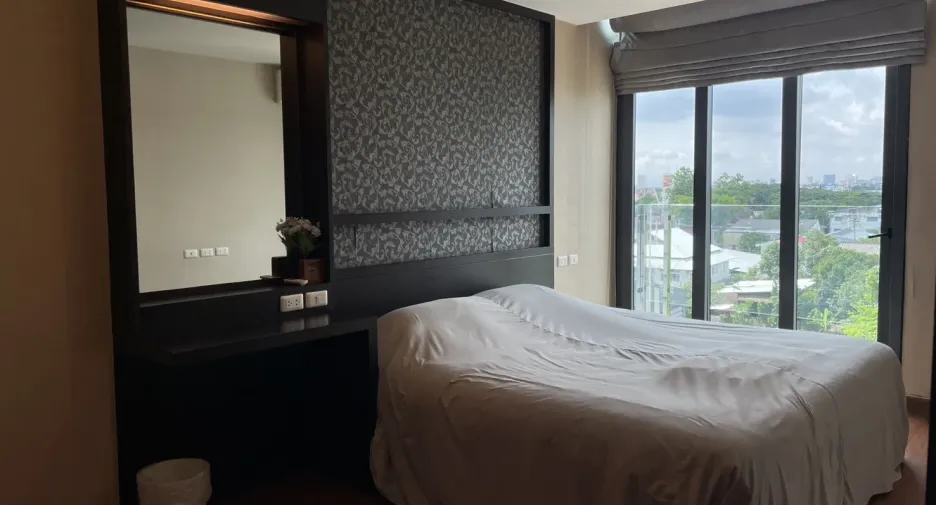 Condo en alquiler de 2 habitaciones en Mueang Chiang Mai, Chiang Mai