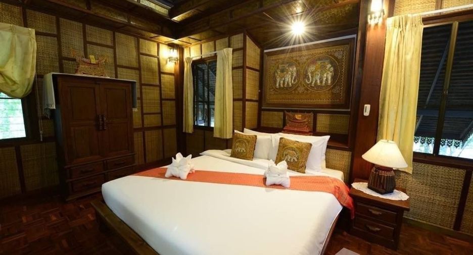 For sale 41 bedrooms hotel in Chiang Dao, Chiang Mai