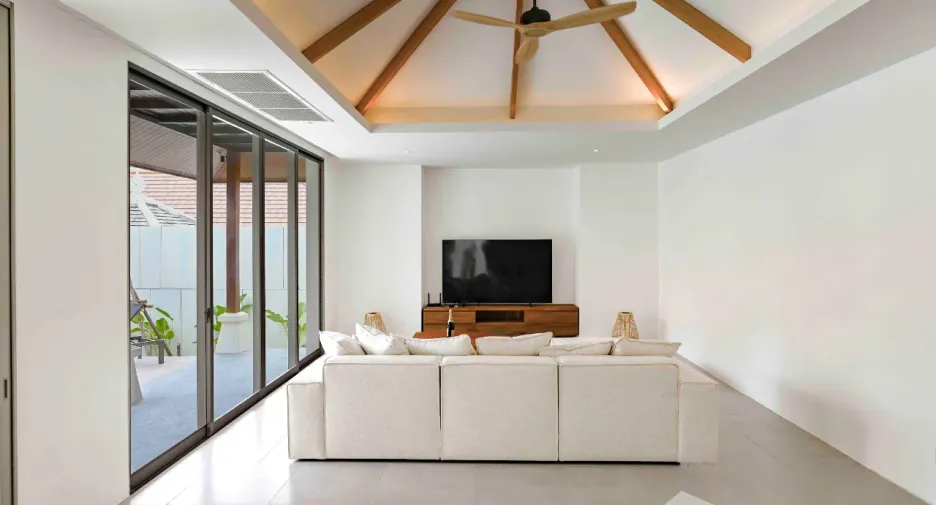 For rent 4 bedrooms villa in Thalang, Phuket