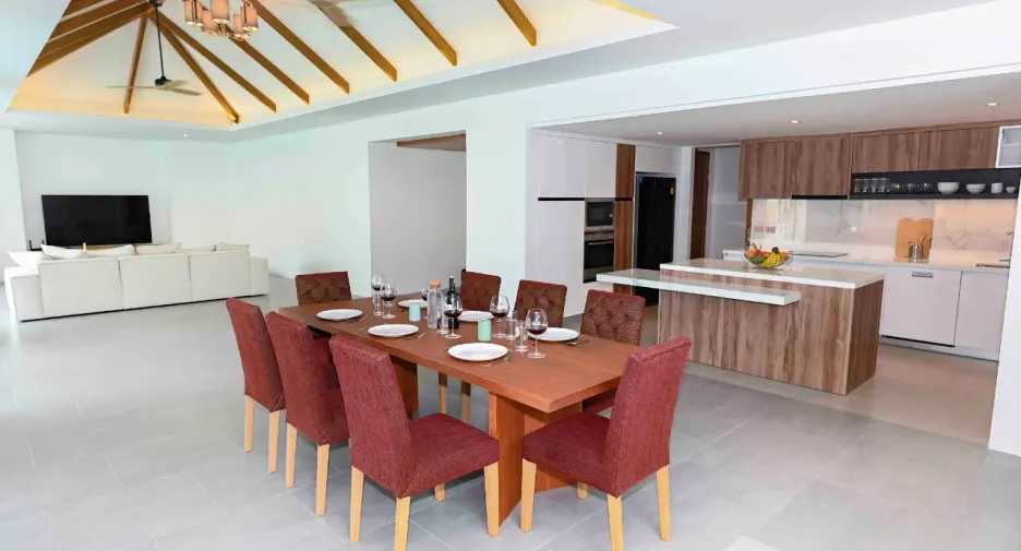 For rent 4 bedrooms villa in Thalang, Phuket