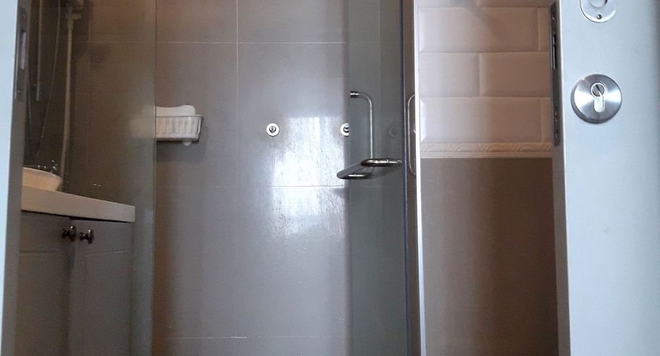 For sale and for rent studio condo in Phaya Thai, Bangkok