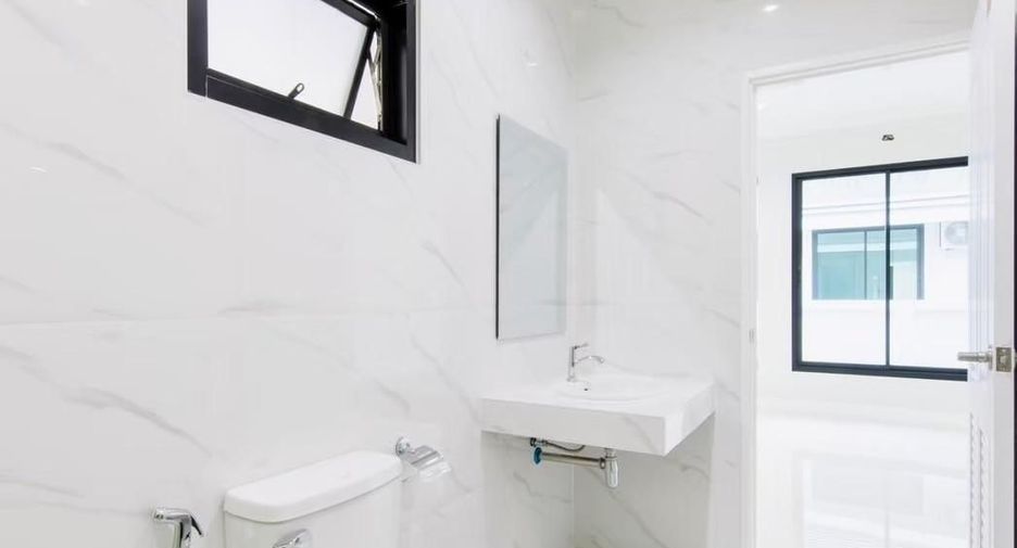 For sale 3 bedrooms house in San Sai, Chiang Mai