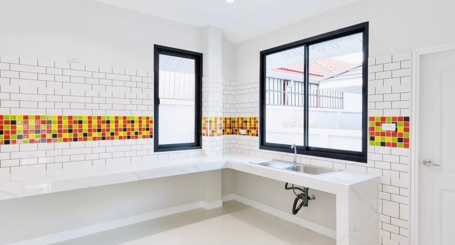 For sale 3 bedrooms house in San Sai, Chiang Mai