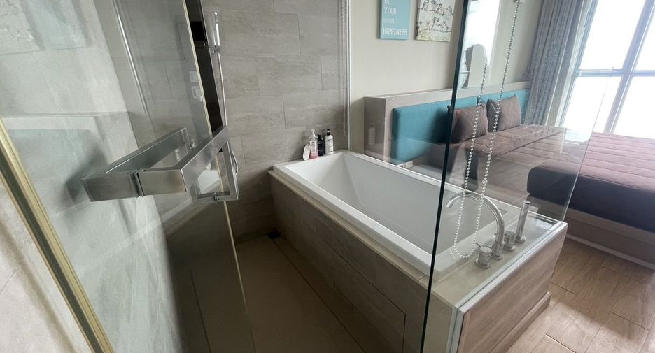 Wohnung zur Miete mit 1 Zimmer in Bang Lamung, Chonburi
