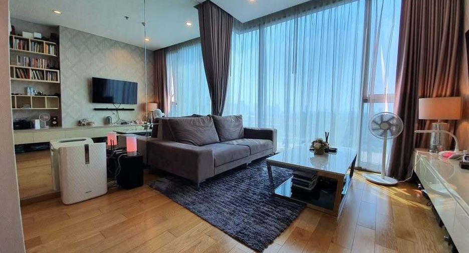 For sale 1 bed condo in Yan Nawa, Bangkok