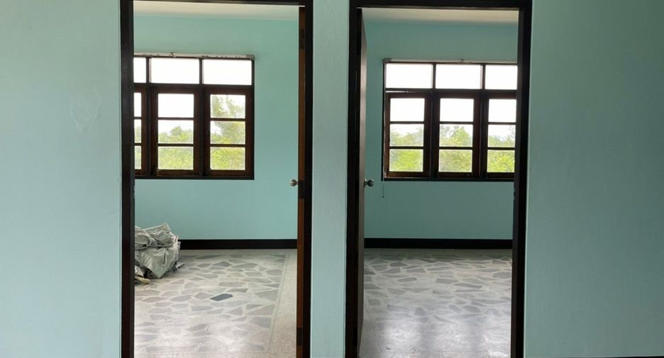 For sale 3 bedrooms house in Mueang Prachuap Khiri Khan, Prachuap Khiri Khan