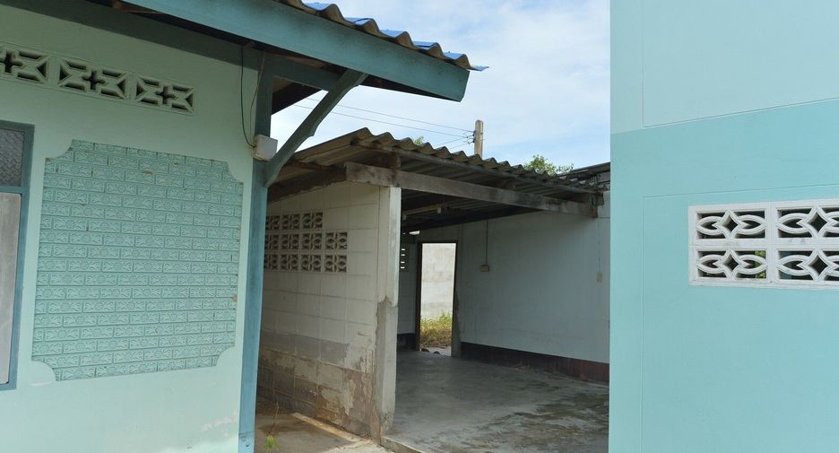 For sale 3 bedrooms house in Mueang Prachuap Khiri Khan, Prachuap Khiri Khan