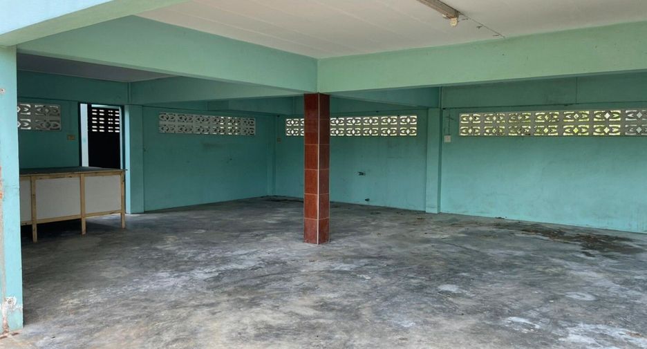 For sale 3 bedrooms house in Mueang Prachuap Khiri Khan, Prachuap Khiri Khan