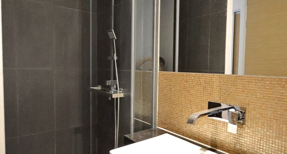 Condo en venta y en alquiler de estudio en Khlong Toei, Bangkok