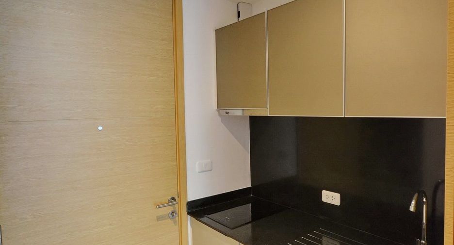 Condo en venta y en alquiler de estudio en Khlong Toei, Bangkok