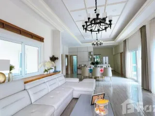 À vendre et à louer 3 chambres maison à Bang Lamung, Chonburi