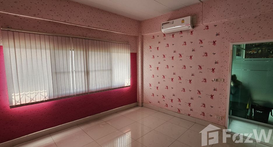 For sale 9 bedrooms retail Space in Bang Khae, Bangkok