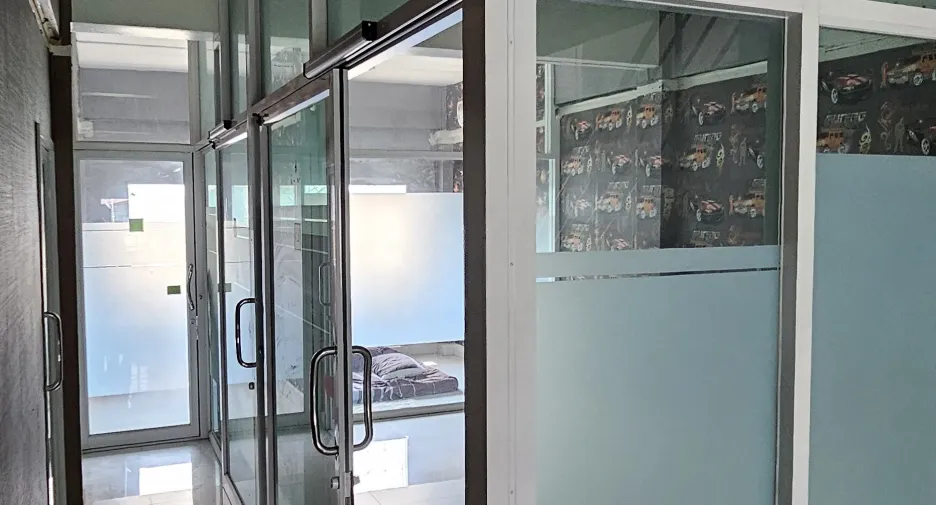 For sale 9 bedrooms retail Space in Bang Khae, Bangkok