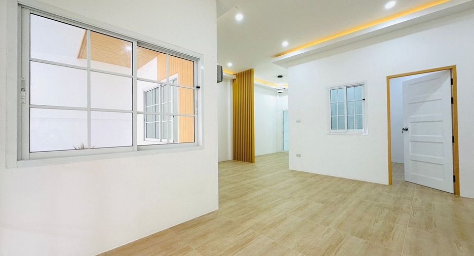 Villa zum Kauf und zur Miete mit 3 Zimmer in Mueang Phuket, Phuket
