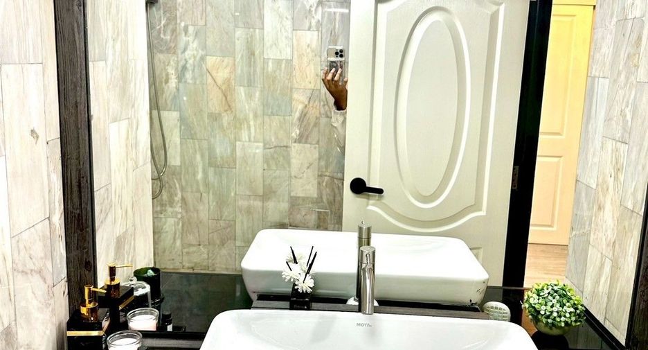 For sale 1 bed condo in Chatuchak, Bangkok
