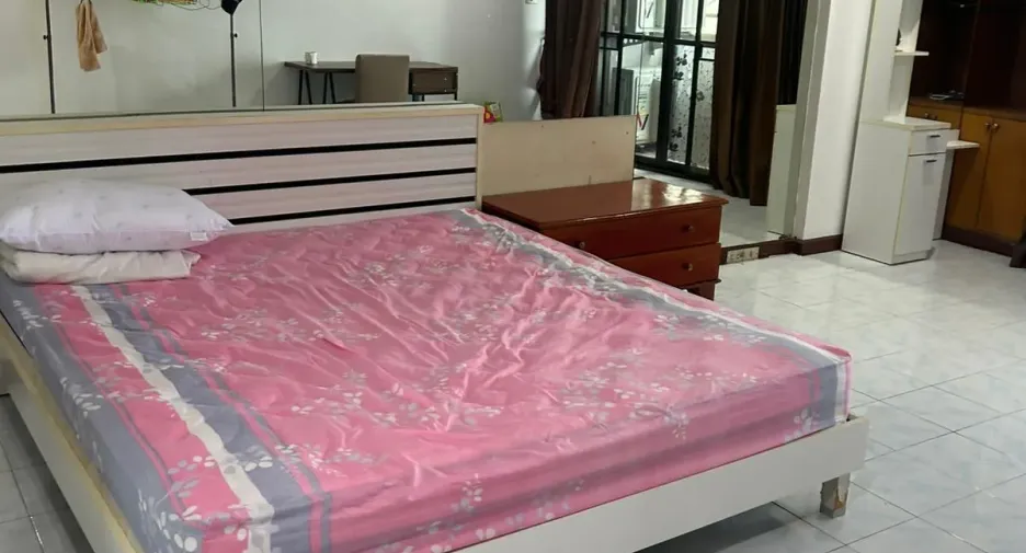 ขาย และ ให้เช่า 2 ห้องนอน คอนโด ใน วัฒนา, กรุงเทพฯ