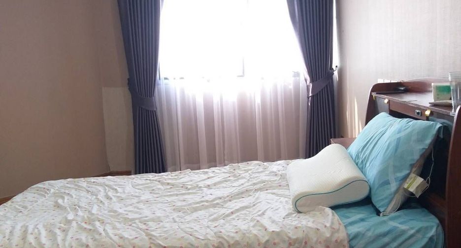 For sale 4 bedrooms condo in Bang Na, Bangkok