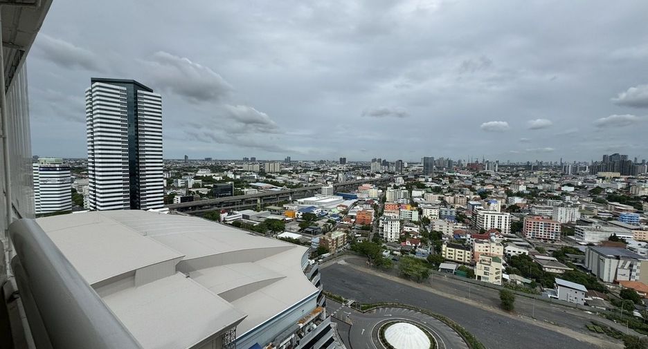 For sale 4 bedrooms condo in Bang Na, Bangkok