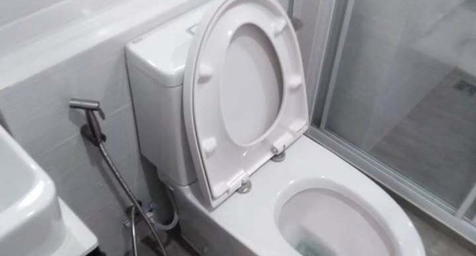 Wohnung zum Kauf und zur Miete mit 1 Zimmer in Mueang Samut Prakan, Samut Prakan