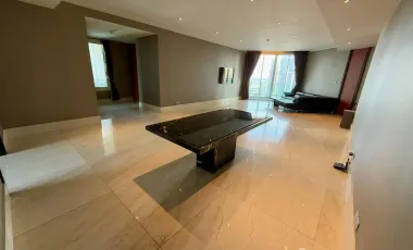 For sale 3 bedrooms condo in Sathon, Bangkok