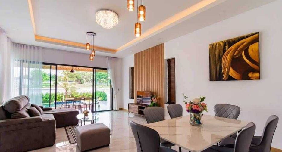 For rent 3 bedrooms villa in Hua Hin, Prachuap Khiri Khan