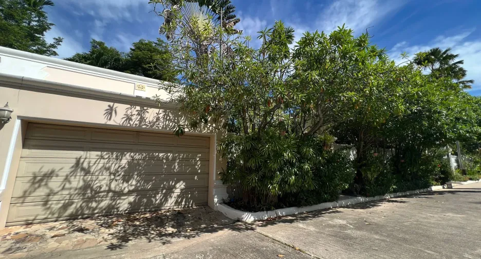 For sale 2 bedrooms villa in Na Jomtien, Pattaya