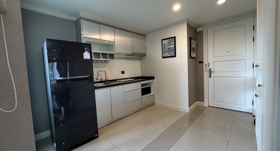 For sale and for rent 2 bedrooms condo in Huai Khwang, Bangkok