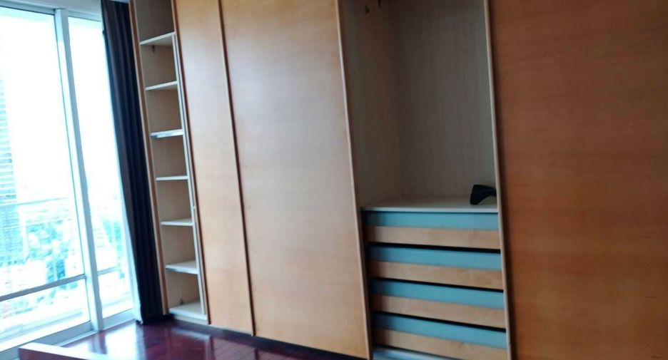 For sale 3 bedrooms condo in Pathum Wan, Bangkok