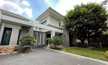 For sale 6 bedrooms house in Taling Chan, Bangkok