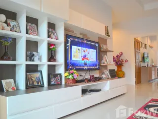 Haus zur Miete mit 3 Zimmer in Bang Lamung, Chonburi