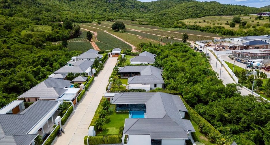 For sale 2 bedrooms house in Hua Hin, Prachuap Khiri Khan