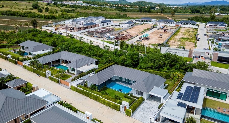 For sale 2 bedrooms house in Hua Hin, Prachuap Khiri Khan