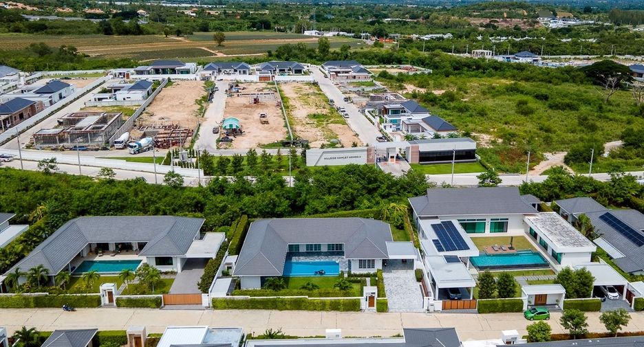For sale 2 bedrooms house in Hua Hin, Prachuap Khiri Khan