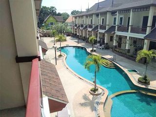 For sale and for rent 3 bedrooms townhouse in Cha Am, Phetchaburi