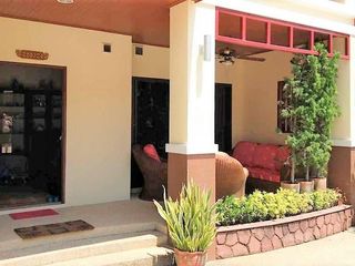 For sale and for rent 3 bedrooms townhouse in Cha Am, Phetchaburi