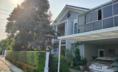 Casa en venta de 4 habitaciones en Lat Krabang, Bangkok