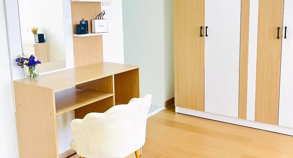 For rent 3 bedrooms townhouse in Mueang Chiang Mai, Chiang Mai