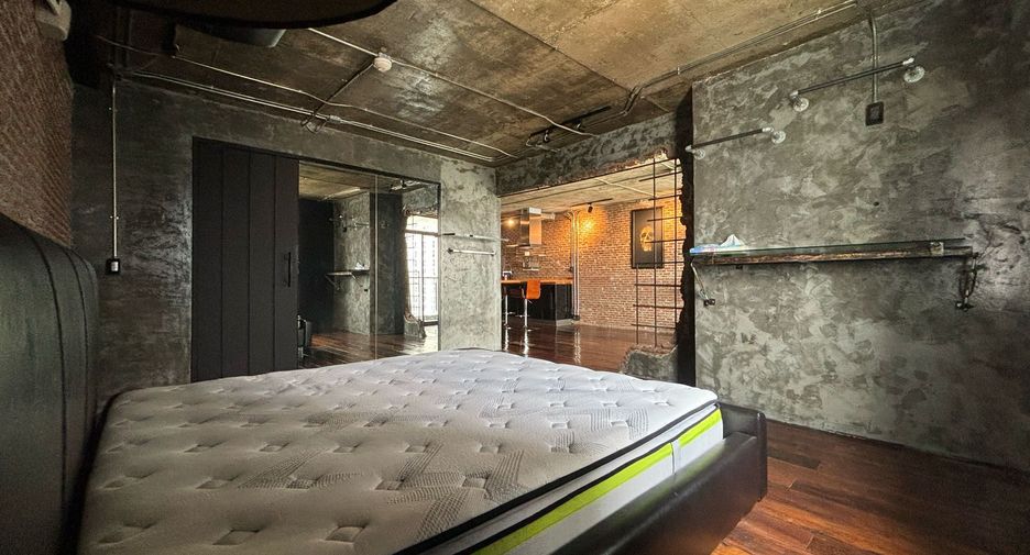 For sale and for rent 1 bed condo in Watthana, Bangkok