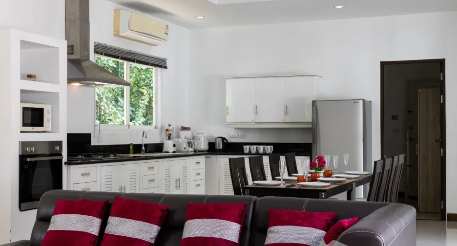 ขาย และ ให้เช่า 4 ห้องนอน วิลล่า ใน เมืองภูเก็ต, ภูเก็ต