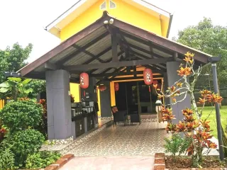 Haus zum Kauf mit 2 Zimmer in Klaeng, Rayong