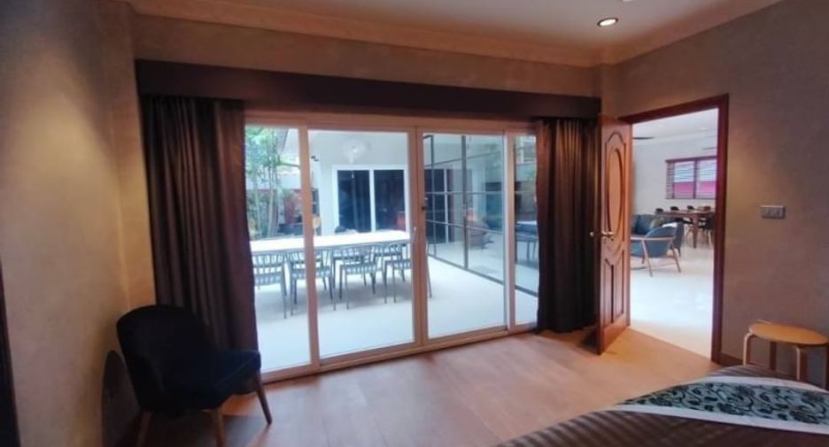 Villa en alquiler de 4 habitaciones en Bang Lamung, Chonburi
