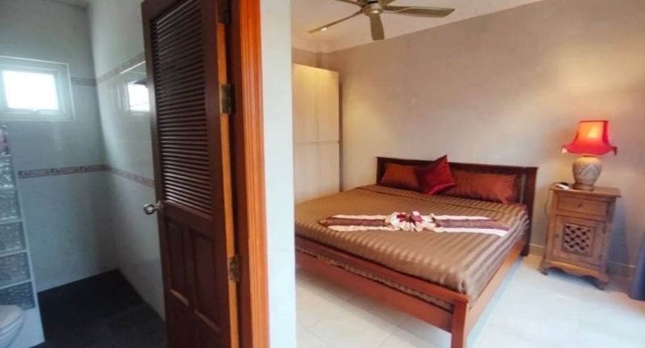Villa en alquiler de 4 habitaciones en Bang Lamung, Chonburi