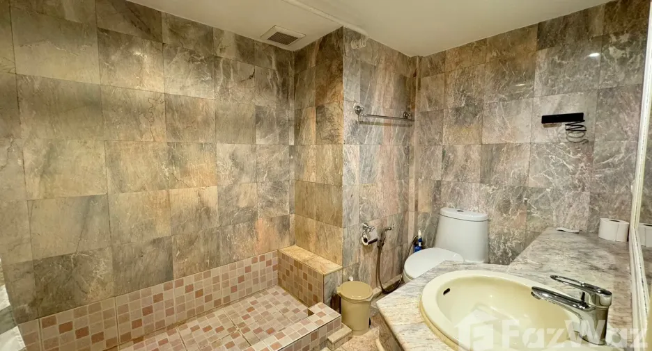 For sale and for rent 1 bed condo in Khlong Toei, Bangkok